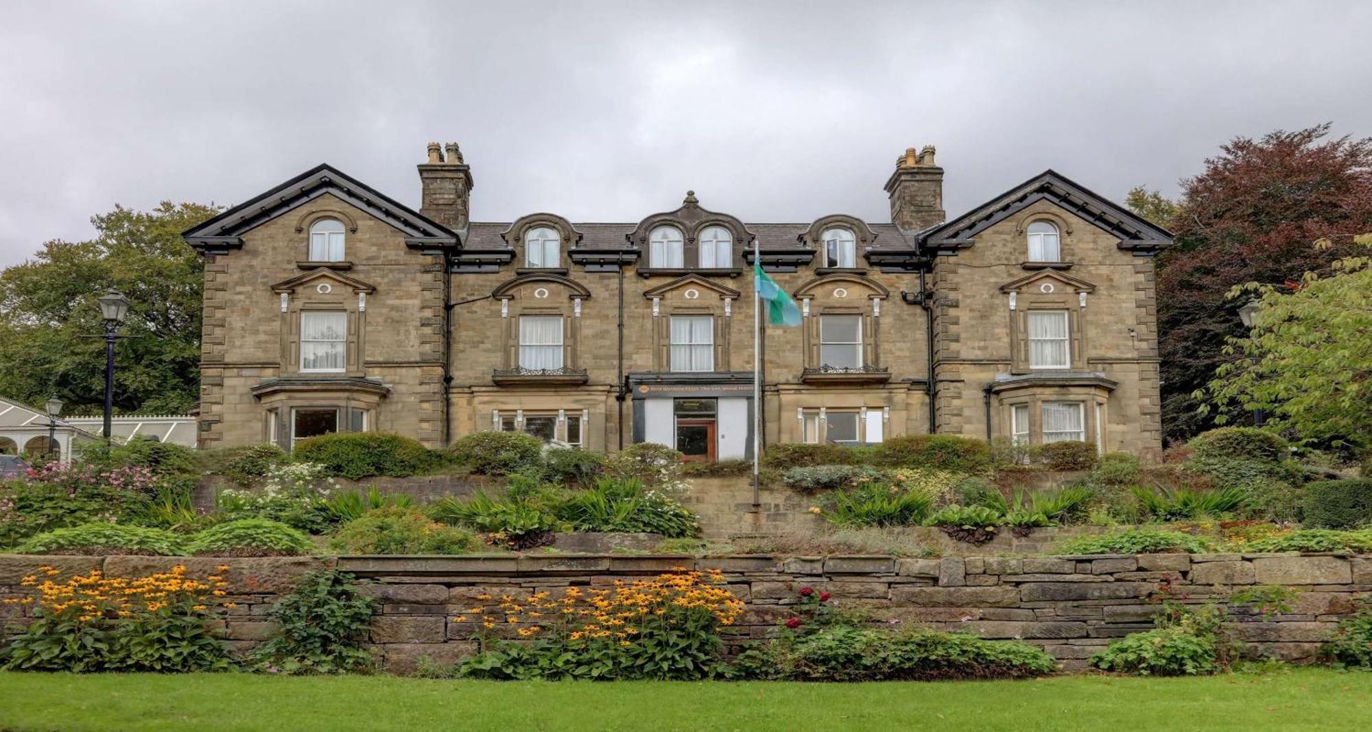 B/W Plus Buxton Lee Wood Hotel Exterior photo